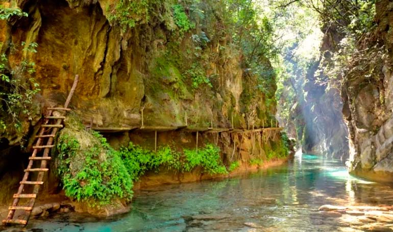Tour Sierra Gorda de Querétaro con Tour Sin Límites